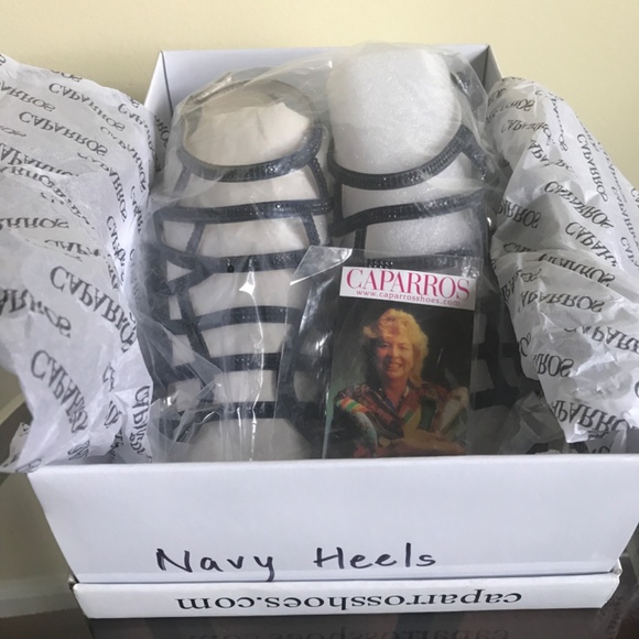 Caparros Navy Blue Satin Harmonica Evening Sandals Women’s Size 8 - Picture 10 of 12